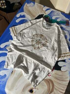 Boy Blue Vintage Graphic T-Shirt White Gold Crest Embellished Size L